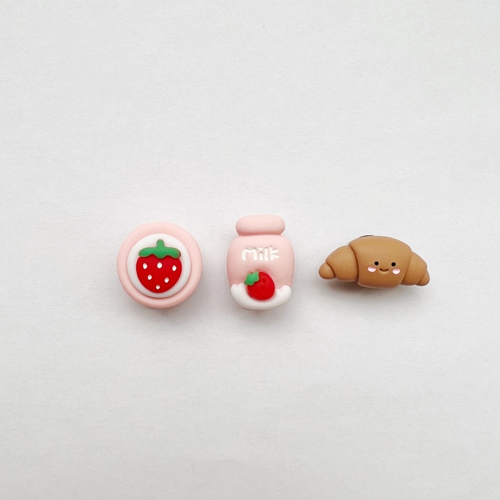 Cafe jibbitz croc charms